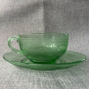 Fostoria Royal Green Depression Glass Cups & Saucers (set of 4)